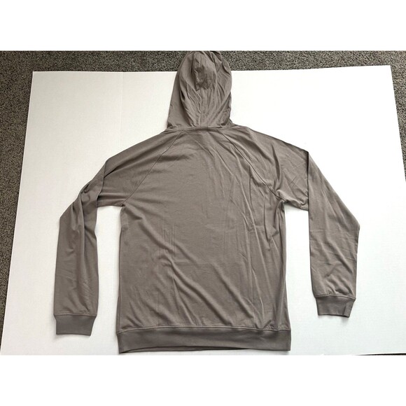 Barefoot Dreams Men's Pima Jersey Pullover Nickle Taupe Size M - Picture 2 of 8